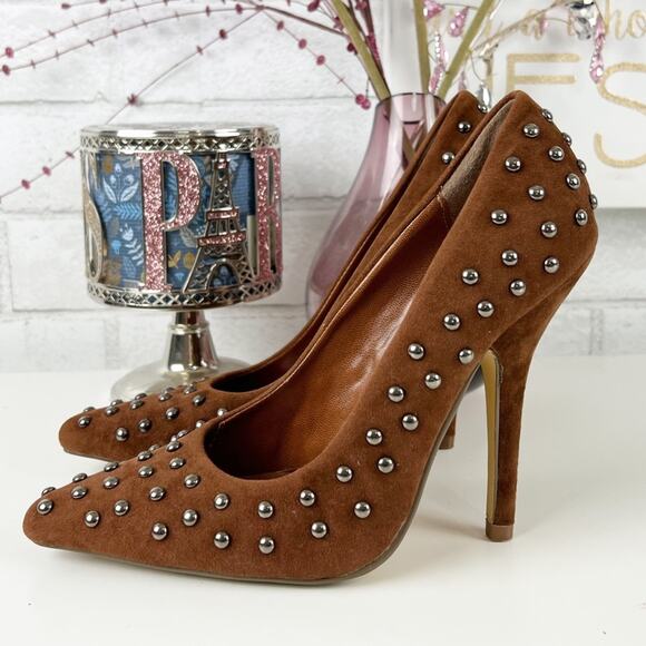 Fahrenheit Brown Faux Suede Studded Heels Size 6 - Picture 2 of 15